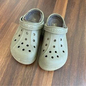 Crocs Lined Shoes Sz 8